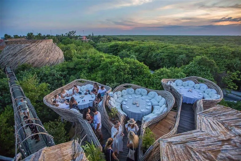 Chic-Modern Apt W/Pool, Garden, Parking & 3 Bikes Apartment Tulum Mexico