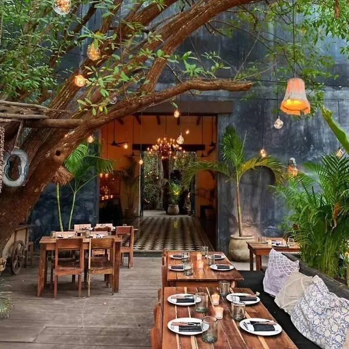 Chic-Modern Apt W/Pool, Garden, Parking & 3 Bikes Apartment Tulum