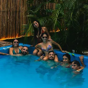 Albergue Maui, Tulum